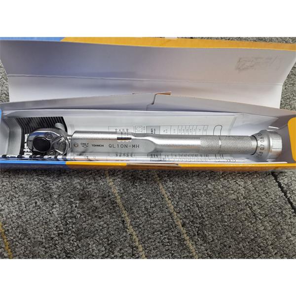 日本TOHNICHI東日 信號(hào)扭矩扳手CLE1200N2X32D