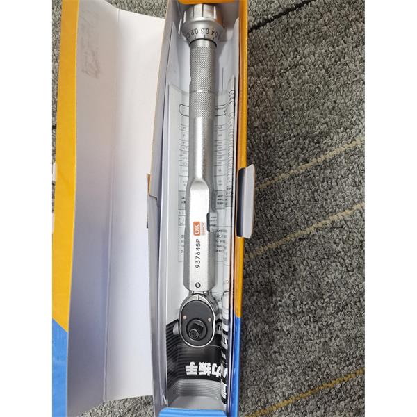 日本TOHNICHI東日 信號(hào)扭矩扳手CLE1200N2X32D